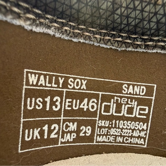 Wally Stretch Slip-On Shoe (Men) Size 13 - Picture 8 of 8